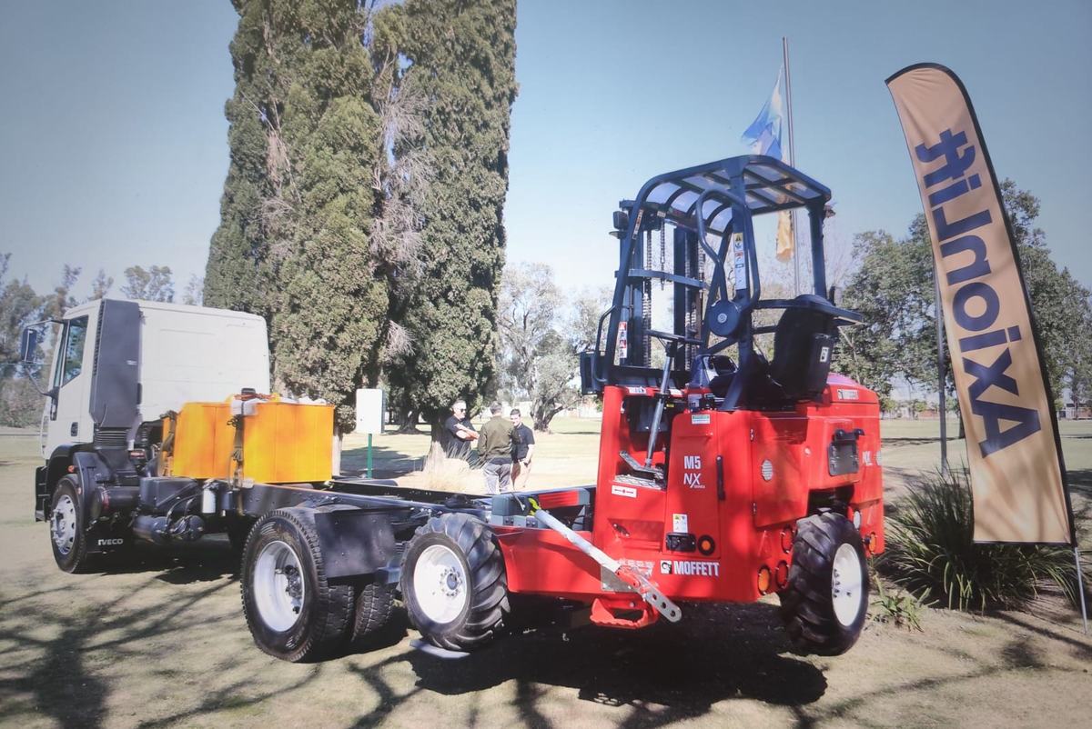03-grua-hidro-Duam-Axion-Lift-neuquen