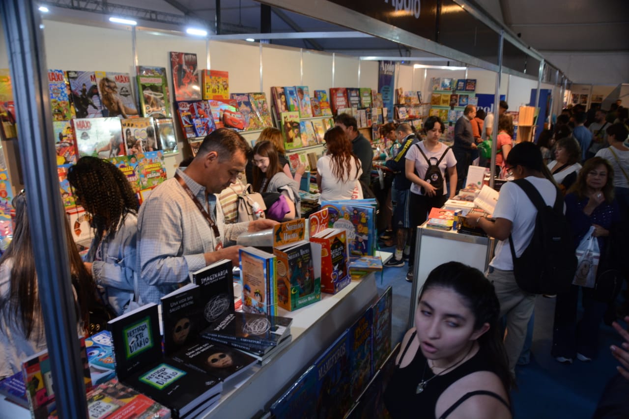 Por la Feria Internacional del Libro de Neuquén 2024 pasaron más de 220 mil personas de todo el país