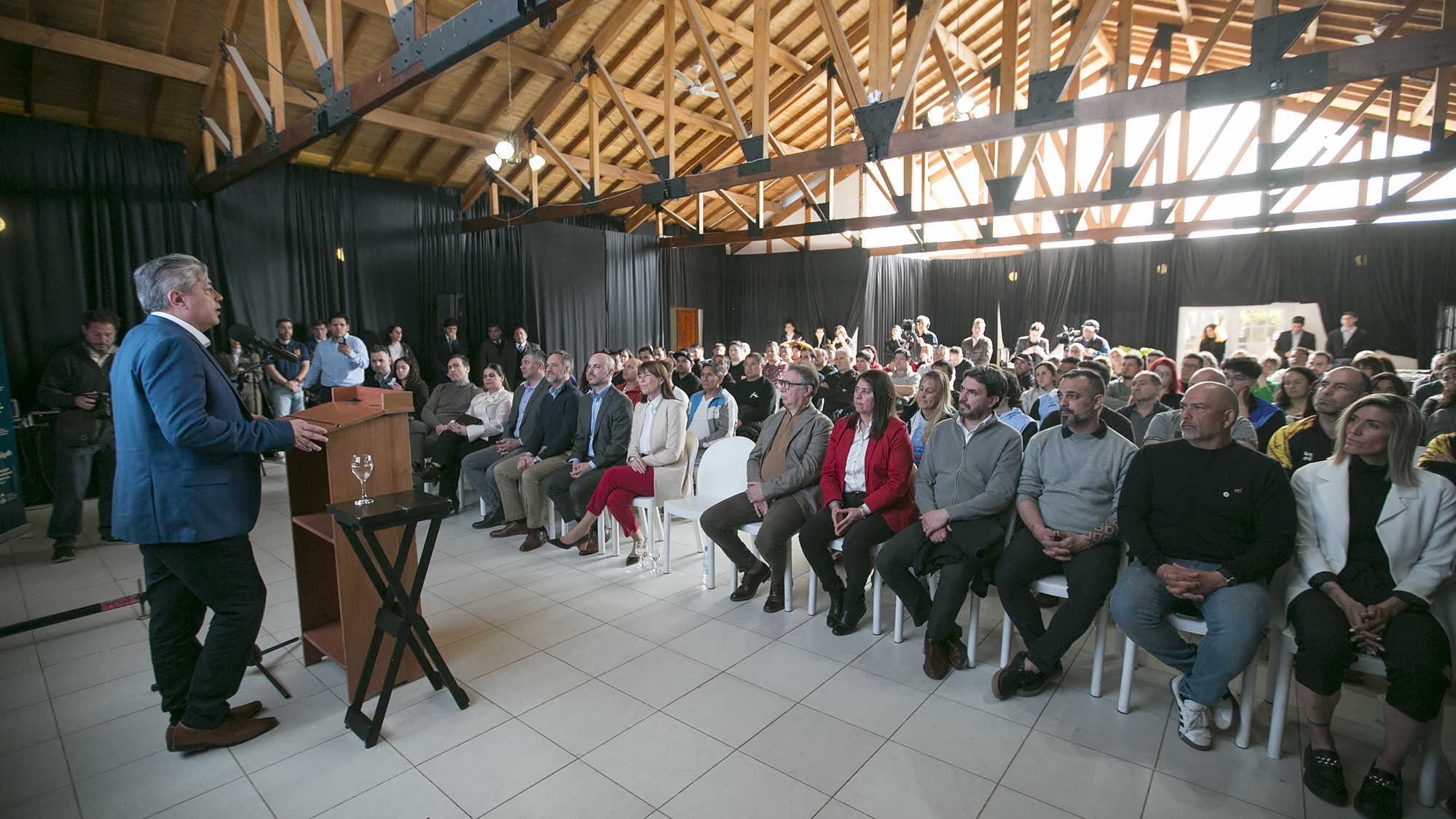 Neuquén y Pan American Energy presentaron el Programa de Fortalecimiento de Clubes Neuquinos